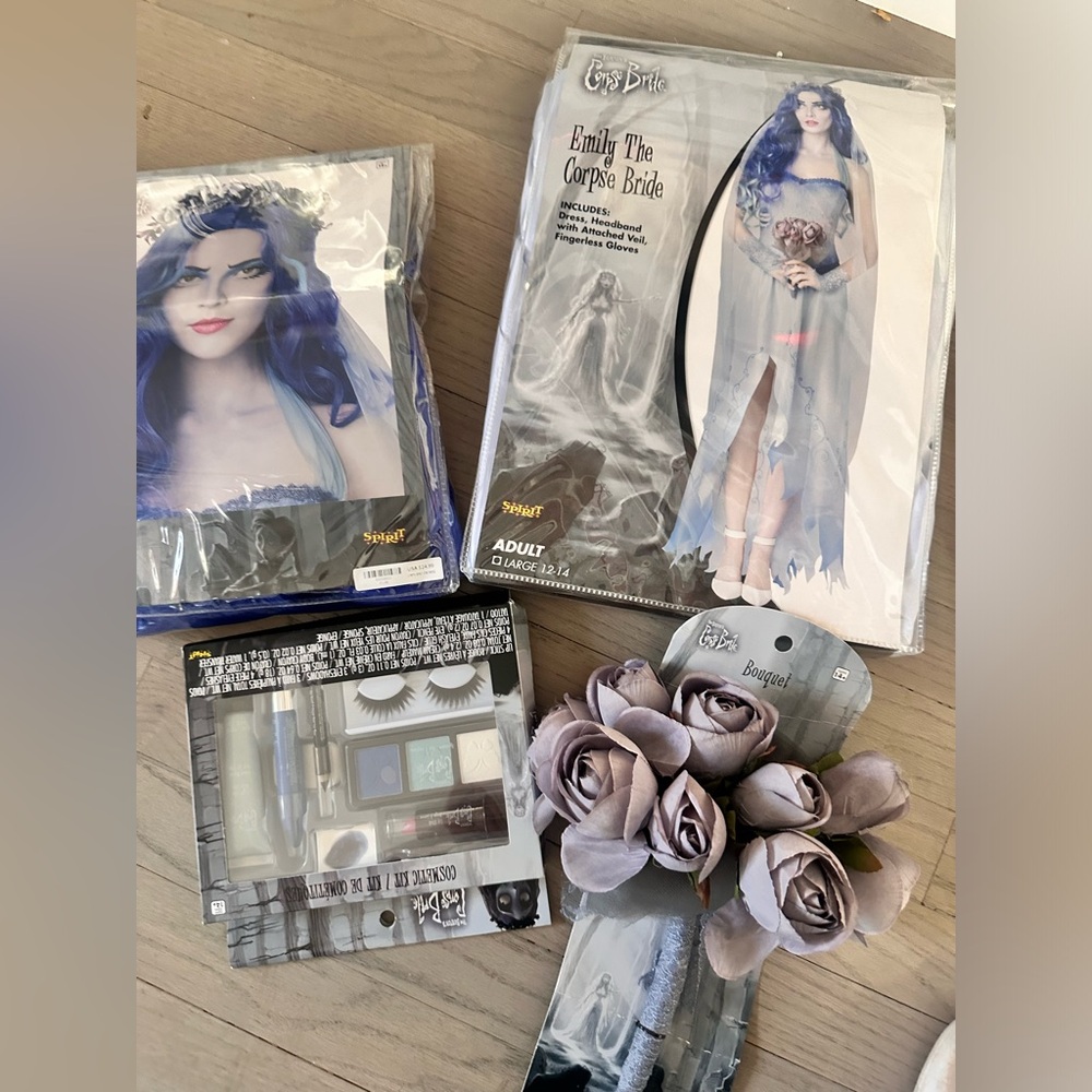 Emily the Corpse Bride Costume bundle size large
